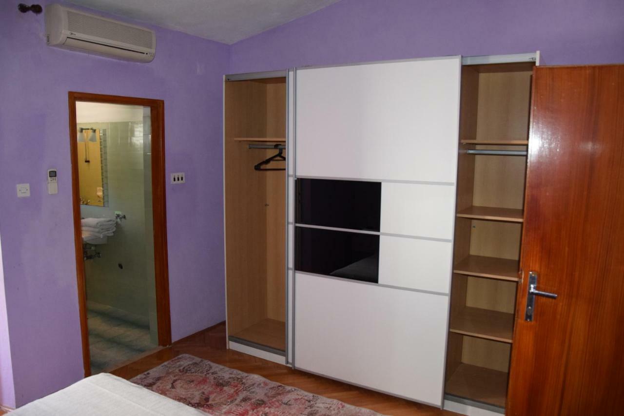 Apartman Linda 1 Baška Voda Extérieur photo