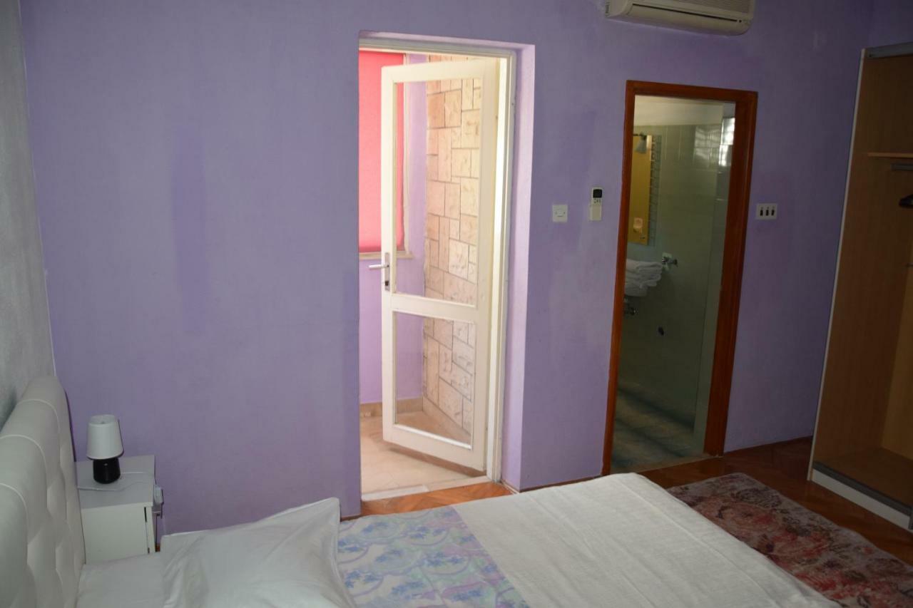 Apartman Linda 1 Baška Voda Extérieur photo
