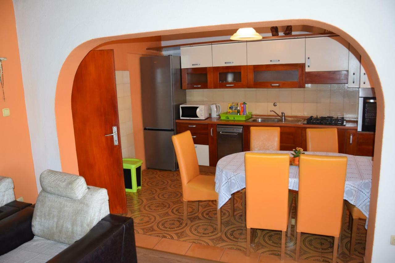 Apartman Linda 1 Baška Voda Extérieur photo
