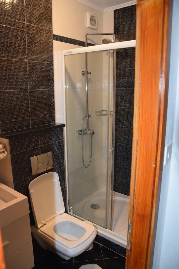 Apartman Linda 1 Baška Voda Extérieur photo